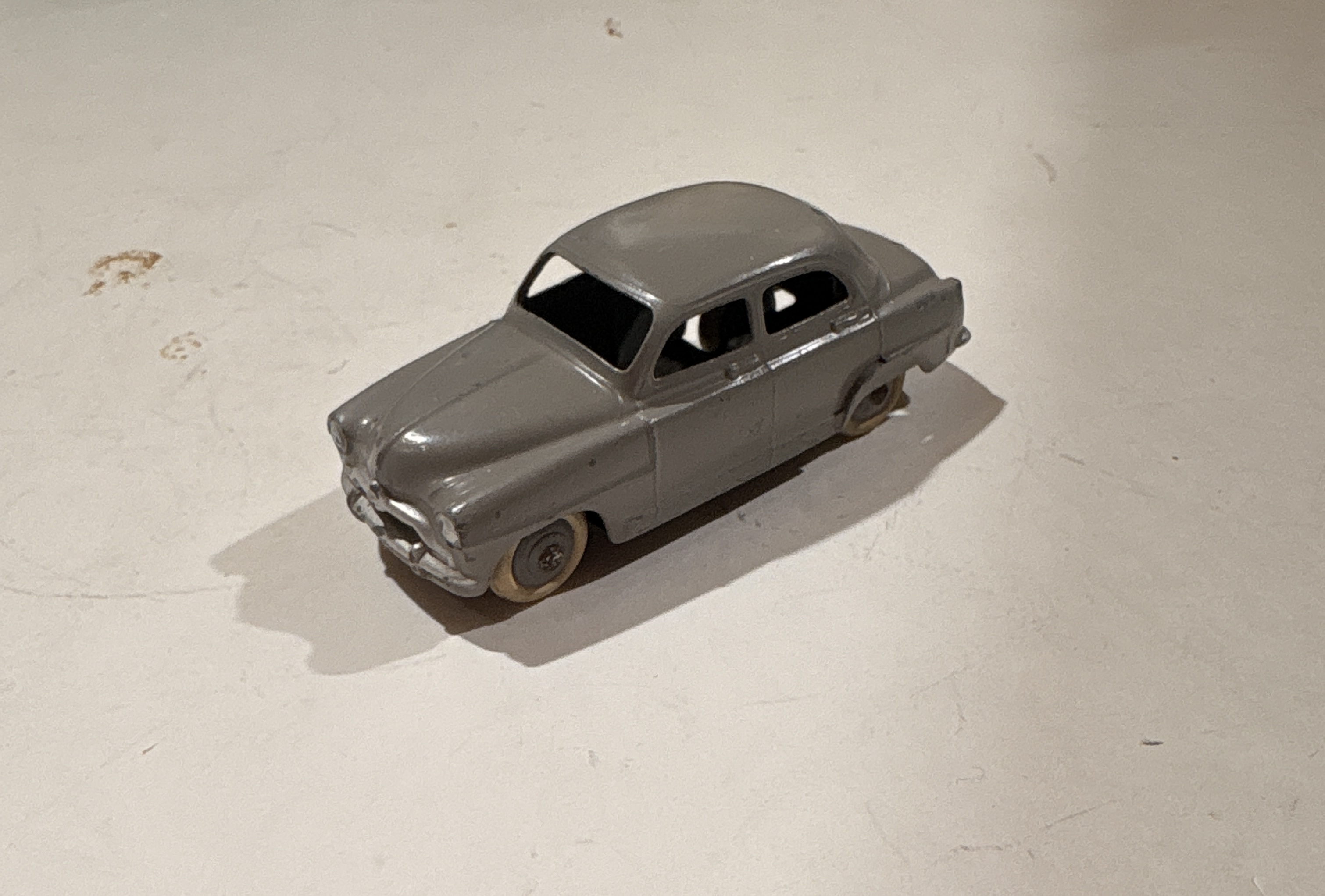 SIMCA 9 ARONDE DINKY TOYS 1.43