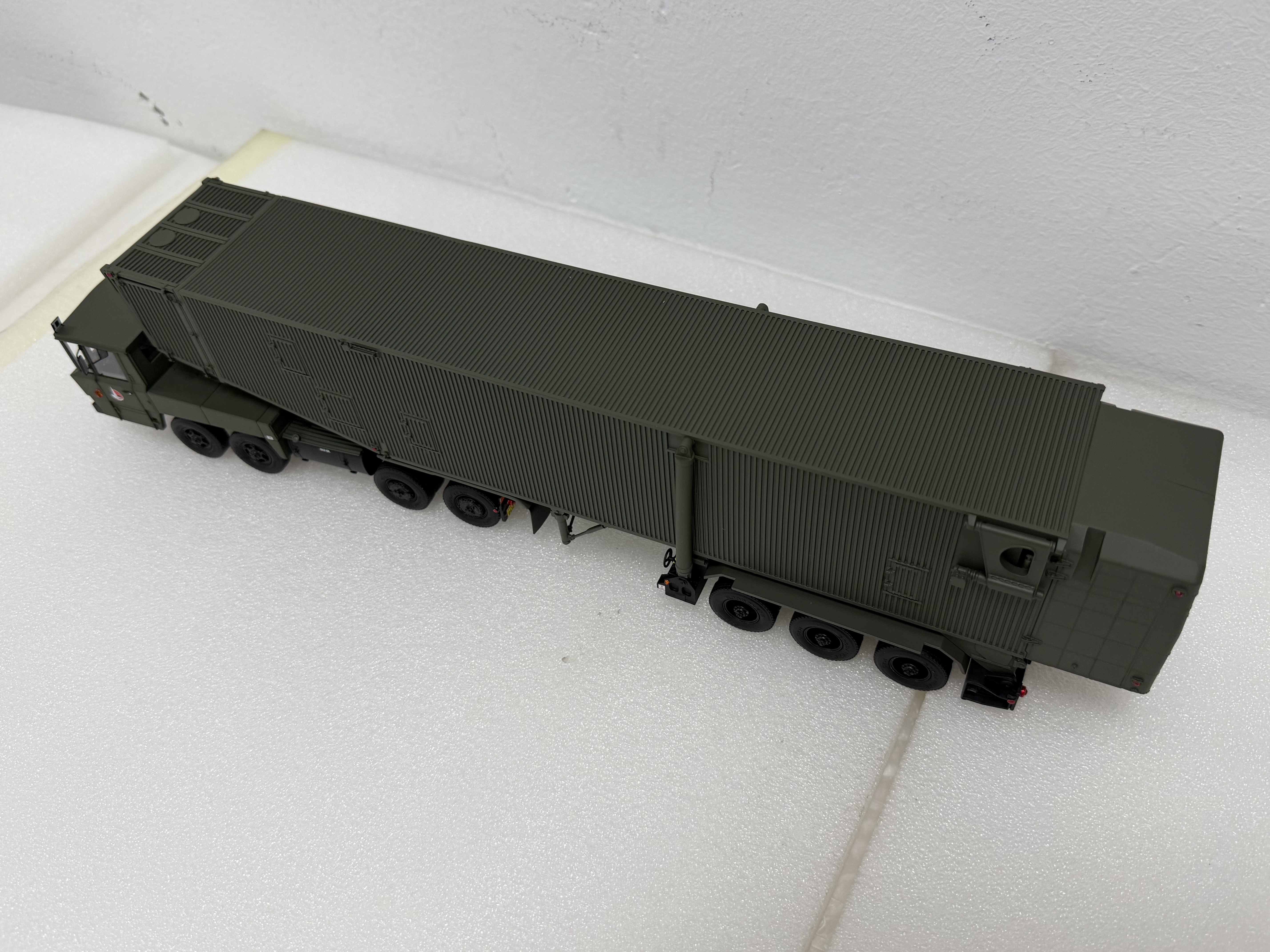 BERLIET VTE TRACTEUR TF8x4 ERECTEUR MINIATURES LYON 1/43
