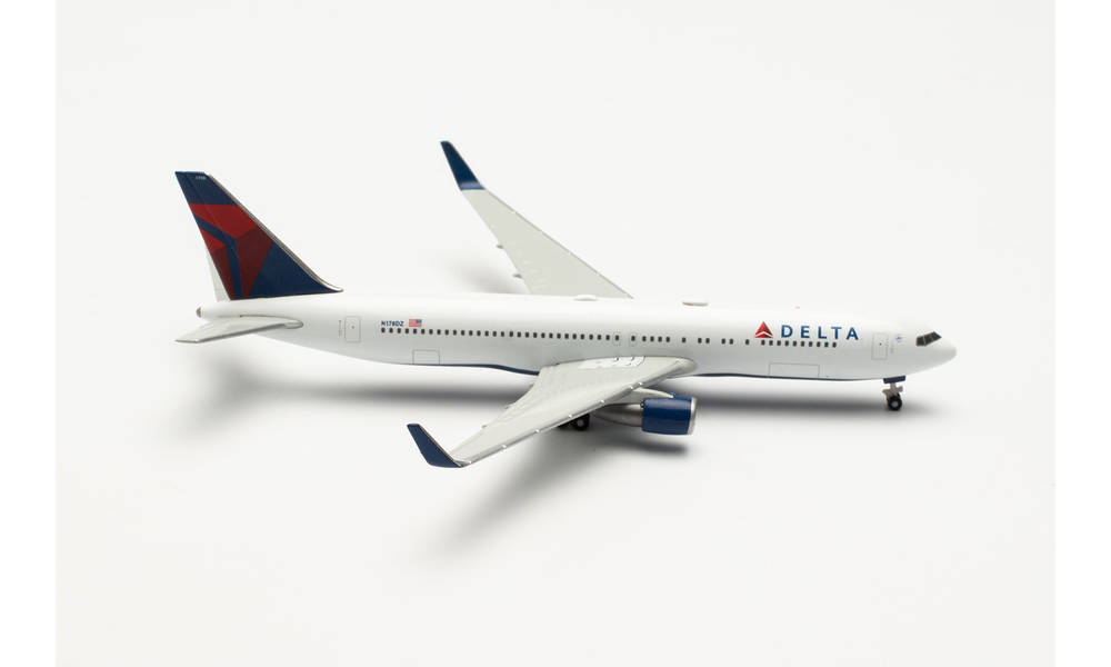 BOEING 767-300 DELTA HERPA 1/500°