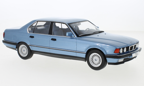 BMW 7-SERIES E32 BLEU MODELCAR 1/18°