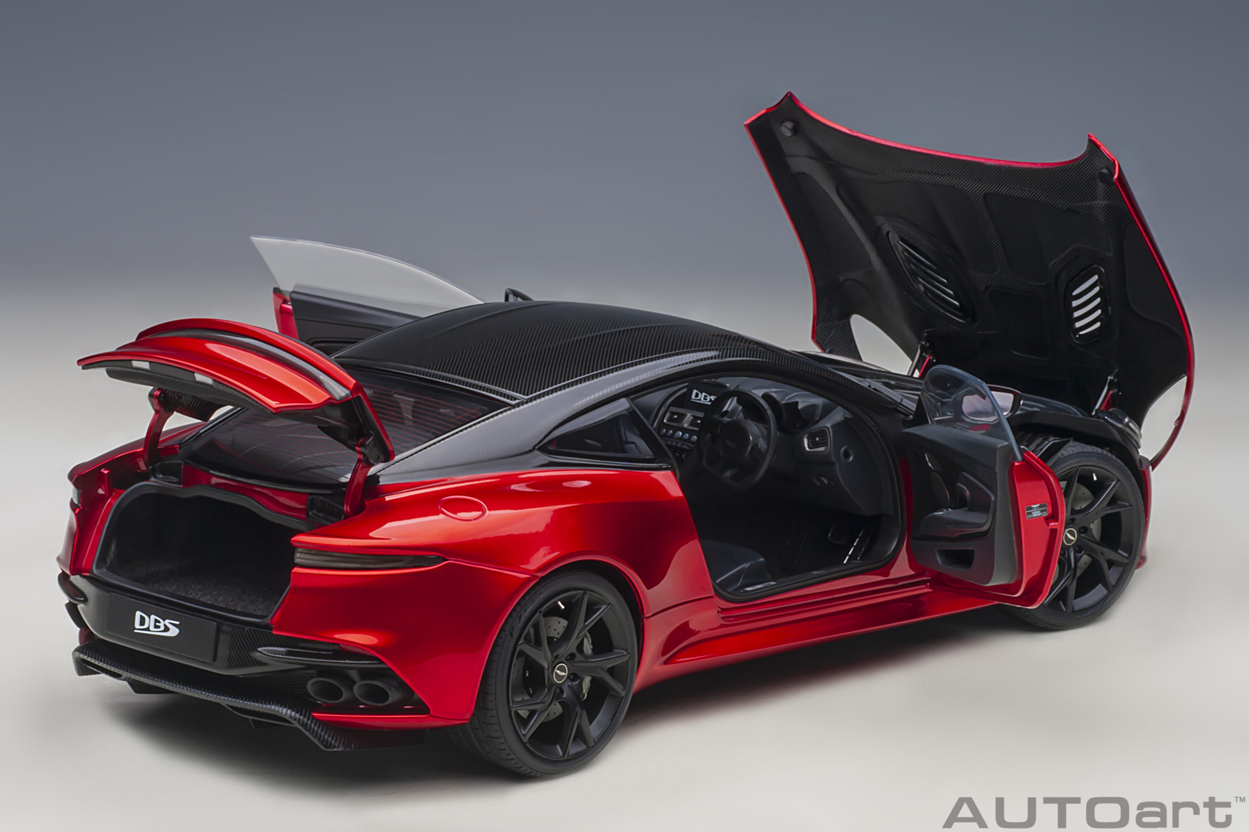 ASTON MARTIN DBS SUPERLEGGERA HYPER RED AUTO ART 1/18°