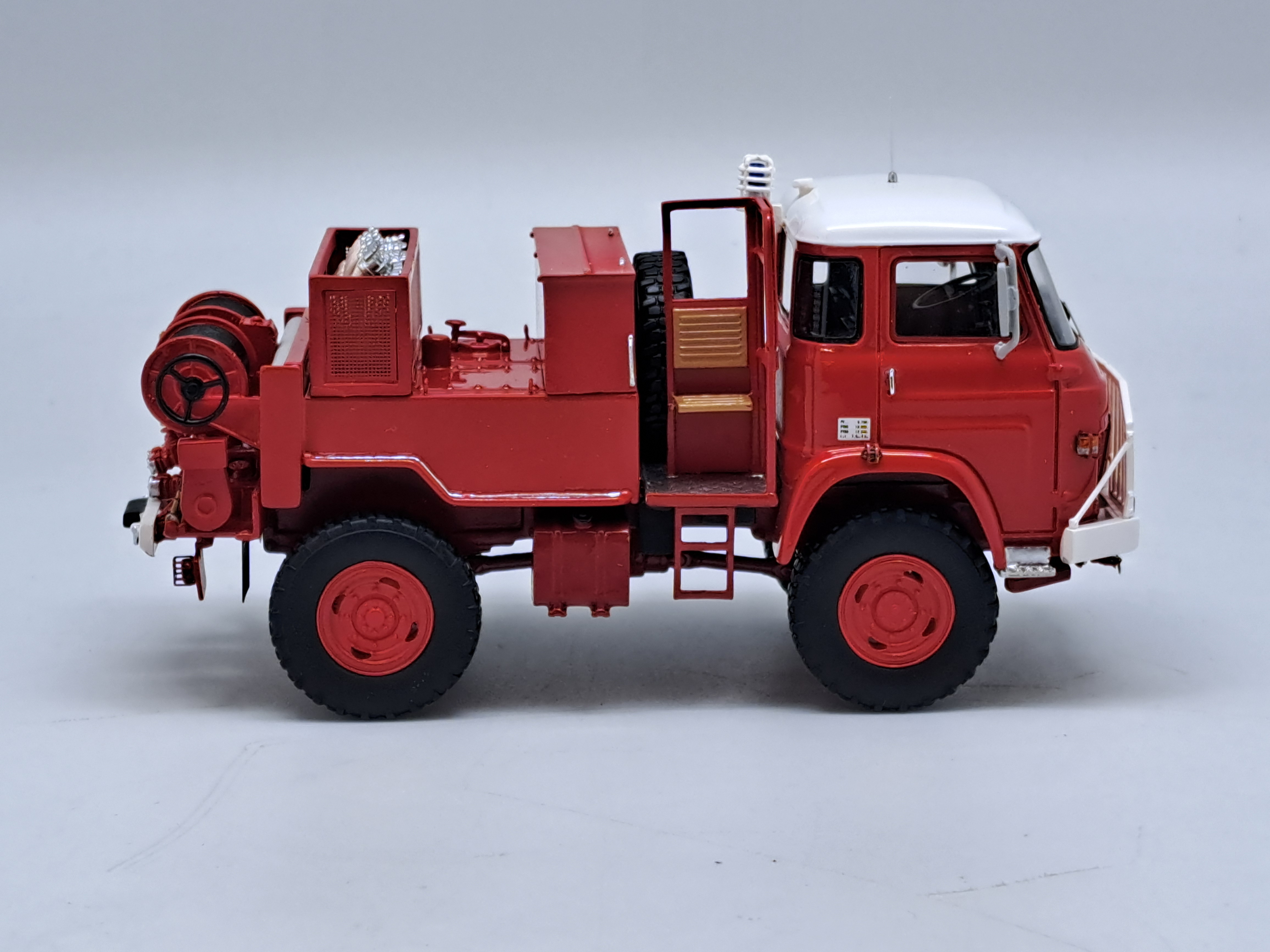 SAVIEM SP5 CAMIVA CCF "BMPM" (ET SDIS46) ALERTE 1/43