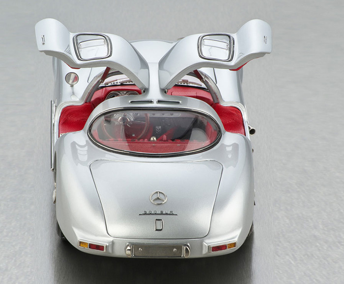 MERCEDES-BENZ 300 SLR 1955 UHLENHAUT COUPE CMC 1/18°