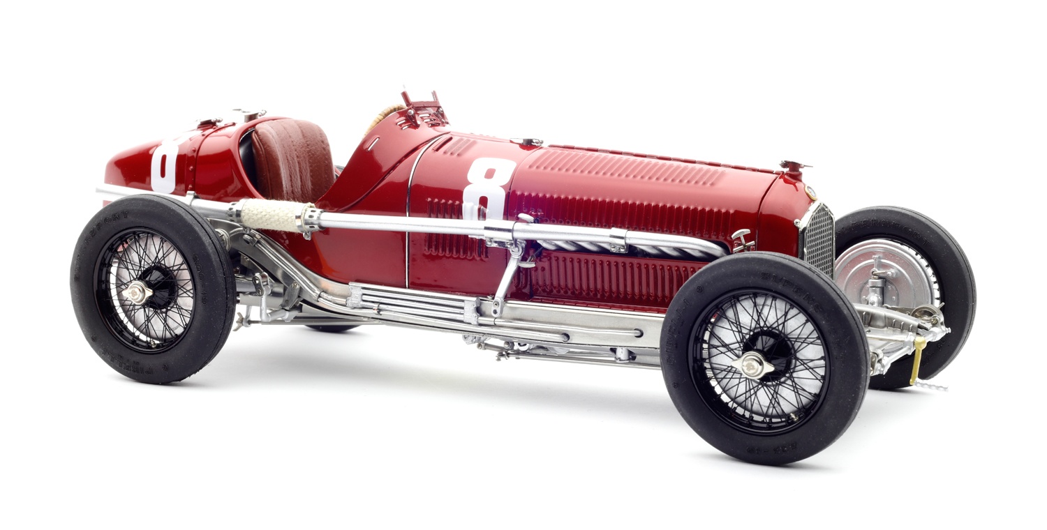 ALFA ROMEO P3 TIPO B N°8 T.NUVOLARI VAINQUEUR GP ITALIE 1932 CMC 1/18°