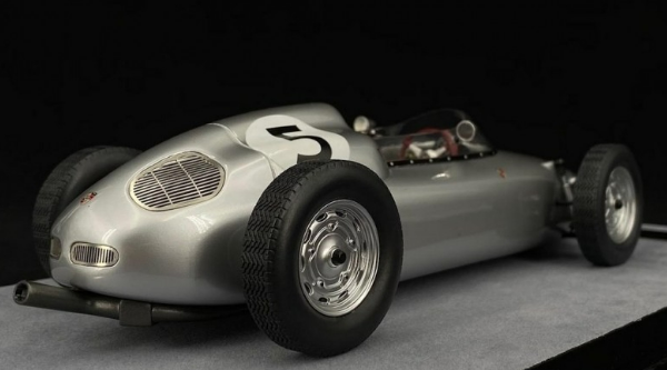 PORSCHE 718 F2 N°5 SOLITUDE GP 1960 TECNOMODEL 1/18°