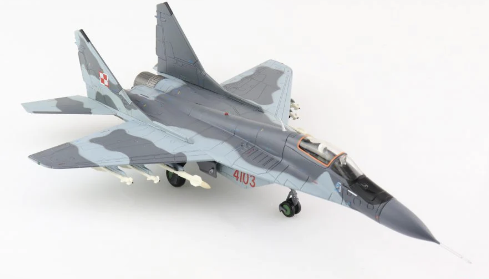 MIG-29 (9-12A) FULCRUM FIGHTER AIRCRAFT HOBBY MASTER 1/72°