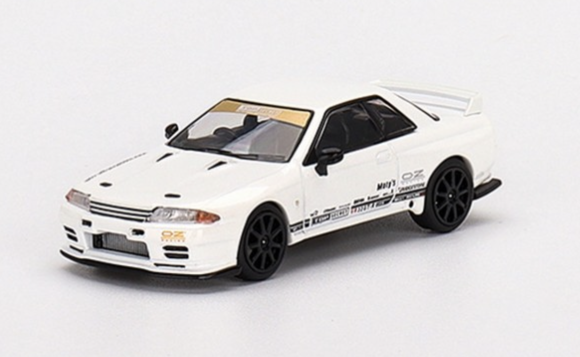 TOP SECRET NISSAN SKYLINE GT-R VR32 BLANCHE MINIGT 1/64°