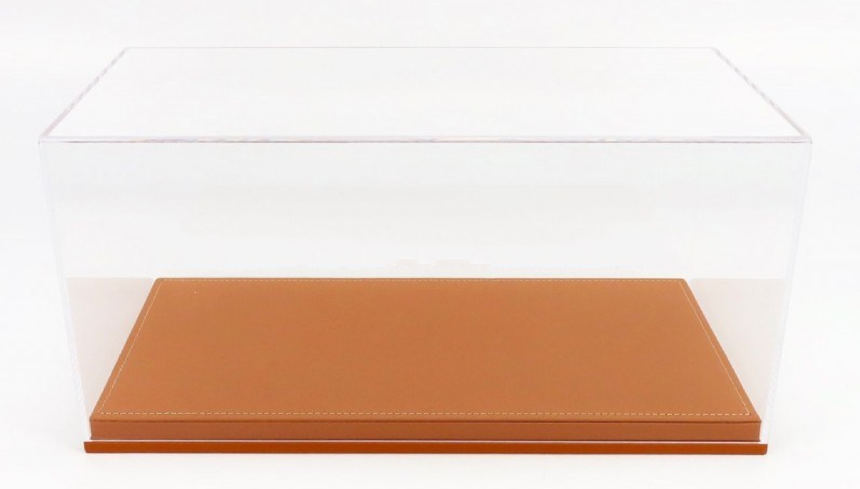 SHOWCASE BOX WITH CAMEL IMITATION LEATHER BASE LUXCASE 1/12°