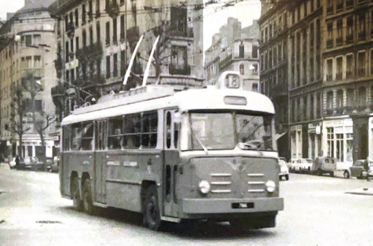 Trolleybus Berliet Vétra VA3 B2 - A Miniatures Lyon exclusive.