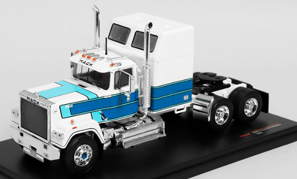MACK SUPERLINER MAGNUM IXO 1/43°