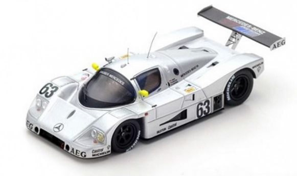 SAUBER MERCEDES C9 VAINQUEUR LE MANS 1989 SPARK 1/18°