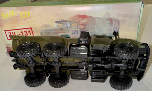 ZIL131C CAMION CITERNE MILITAIRE NOVOEXPORT 1/43°