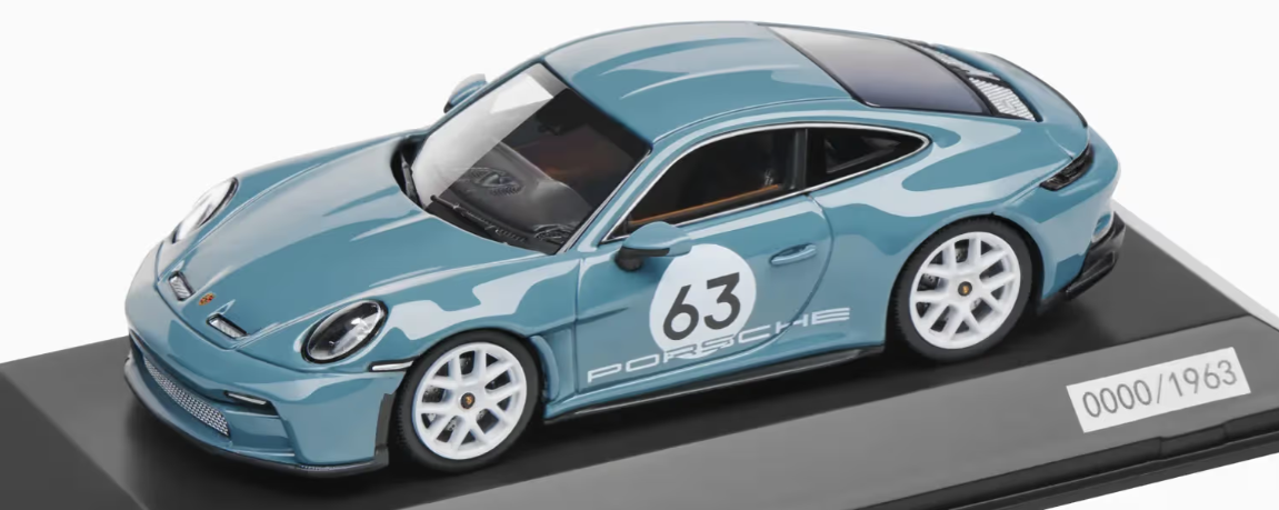 Porsche 911 S/T (992) SPARK 1/43°