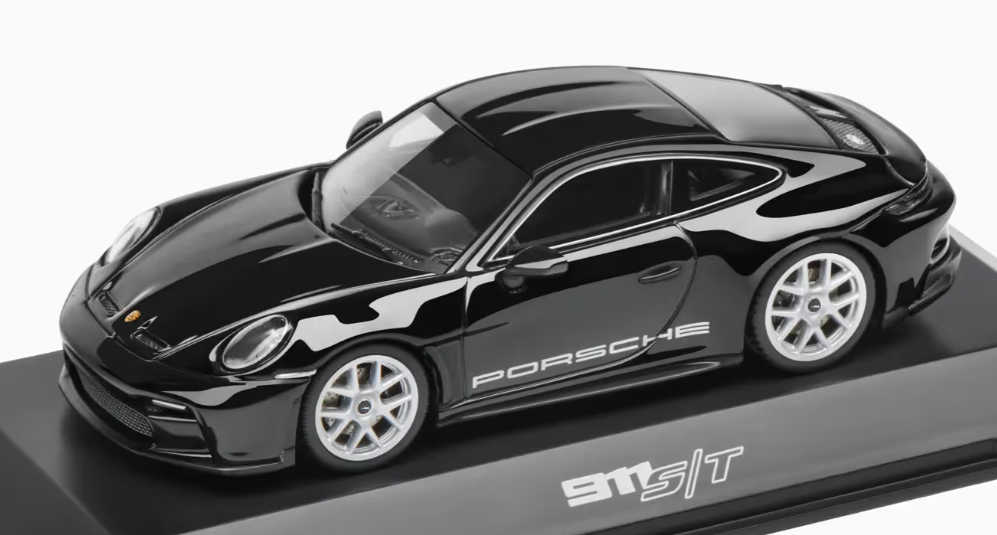 Porsche 911 S/T (992) SPARK 1/43°