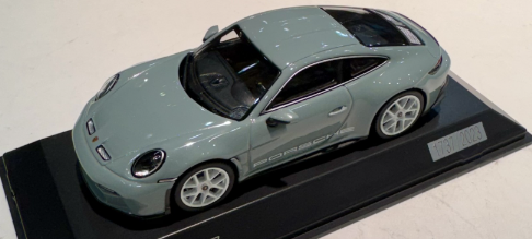 Porsche 911 S/T (992) SPARK 1/43°