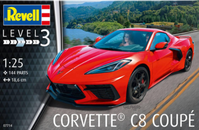 CORVETTE C8 COUPE REVELL 1/25°