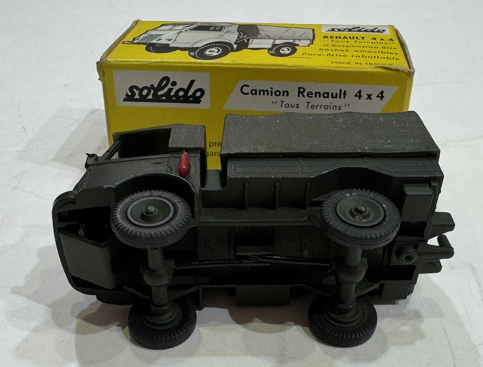 RENAULT 4X4 SOLIDO 1/43°