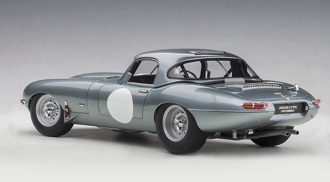 JAGUAR E-TYPE LIGHTWEIGHT GREY AUTO ART 1/18°