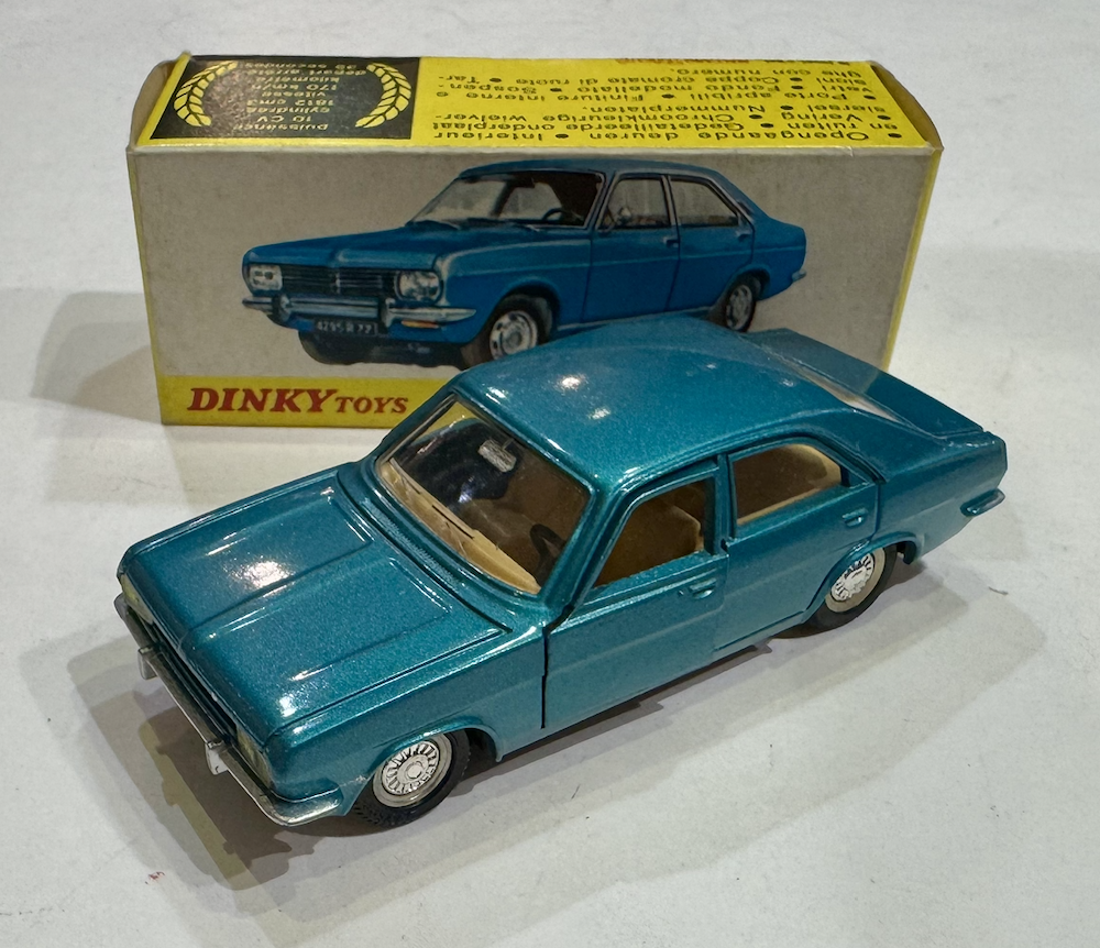 CHRYSLER 180 DINKY TOYS 1/43°