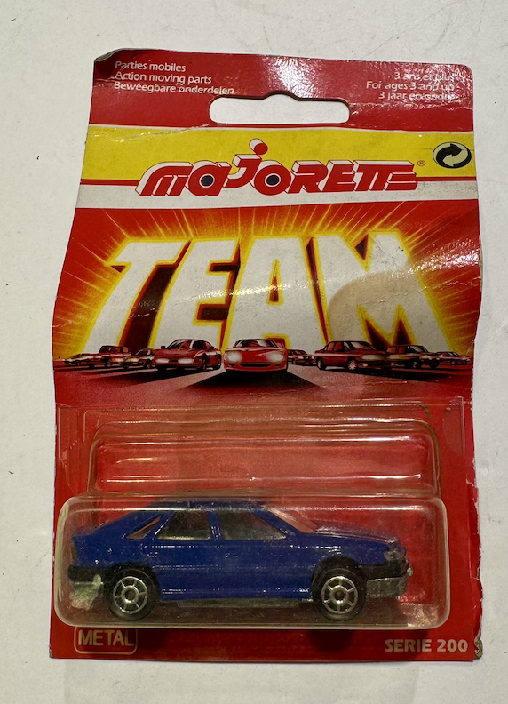 RENAULT SAFRANE MAJORETTE 1/64°