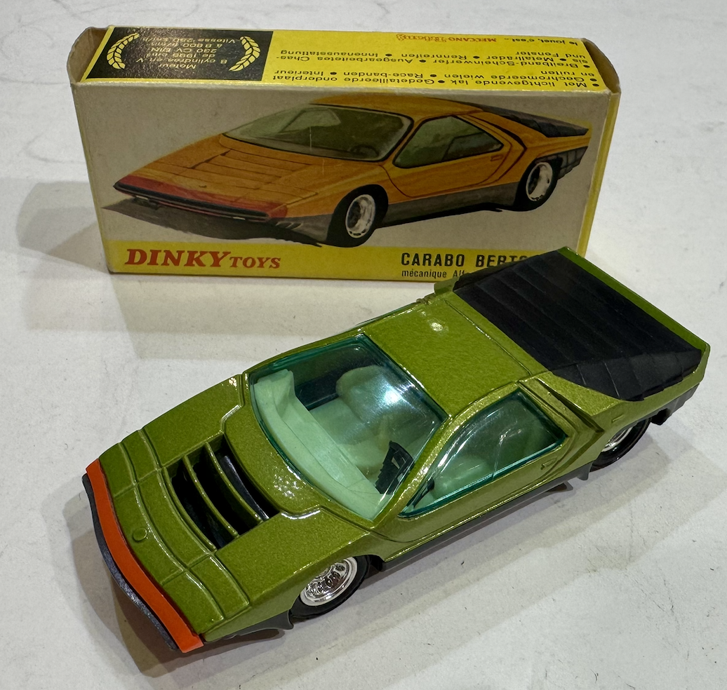 CARABO BERTONE DINKY TOYS 1/43°