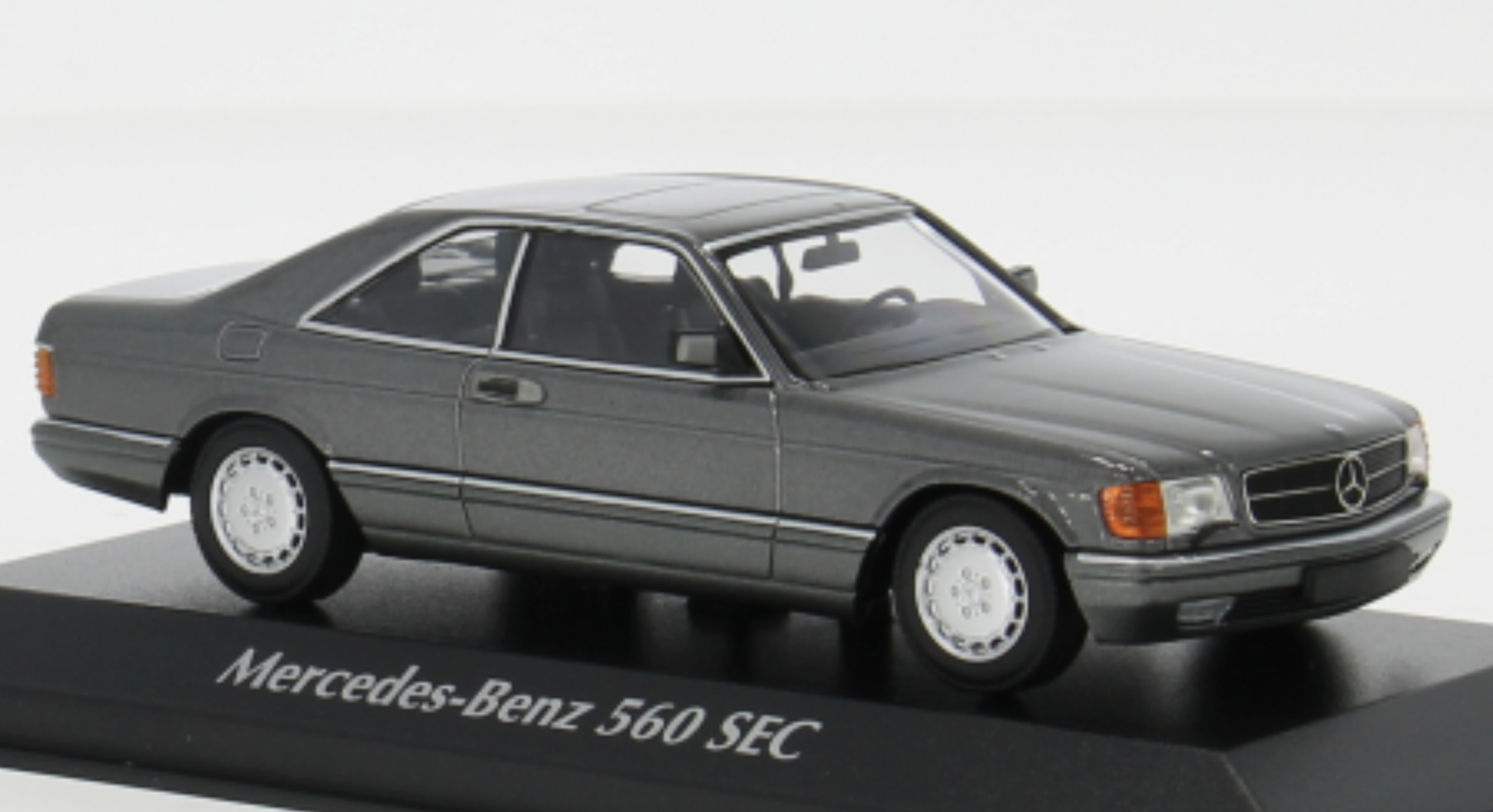 MERCEDES BENZ 560 SEC 1986 GREY MAXICHAMPS 1/43°