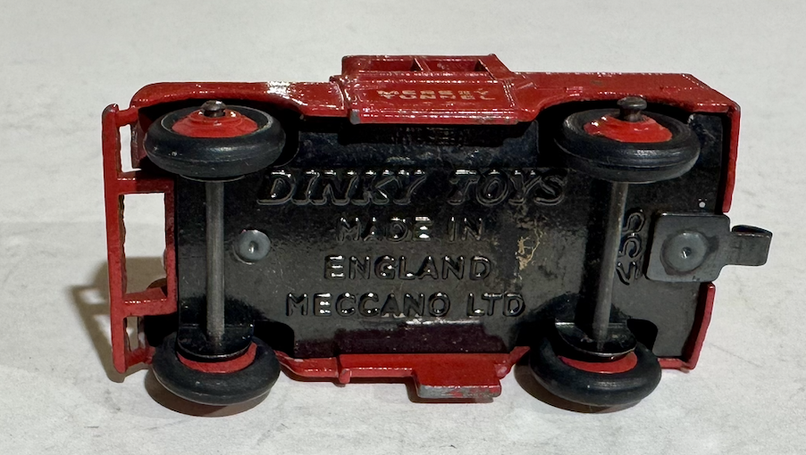 LAND ROVER "POLICE" MERSEY TUNNEL DINKY TOYS 1/43°