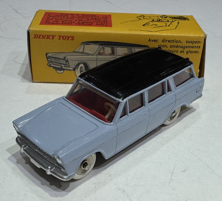 FIAT 1800 FAMILIALE DINKY TOYS 1/43°