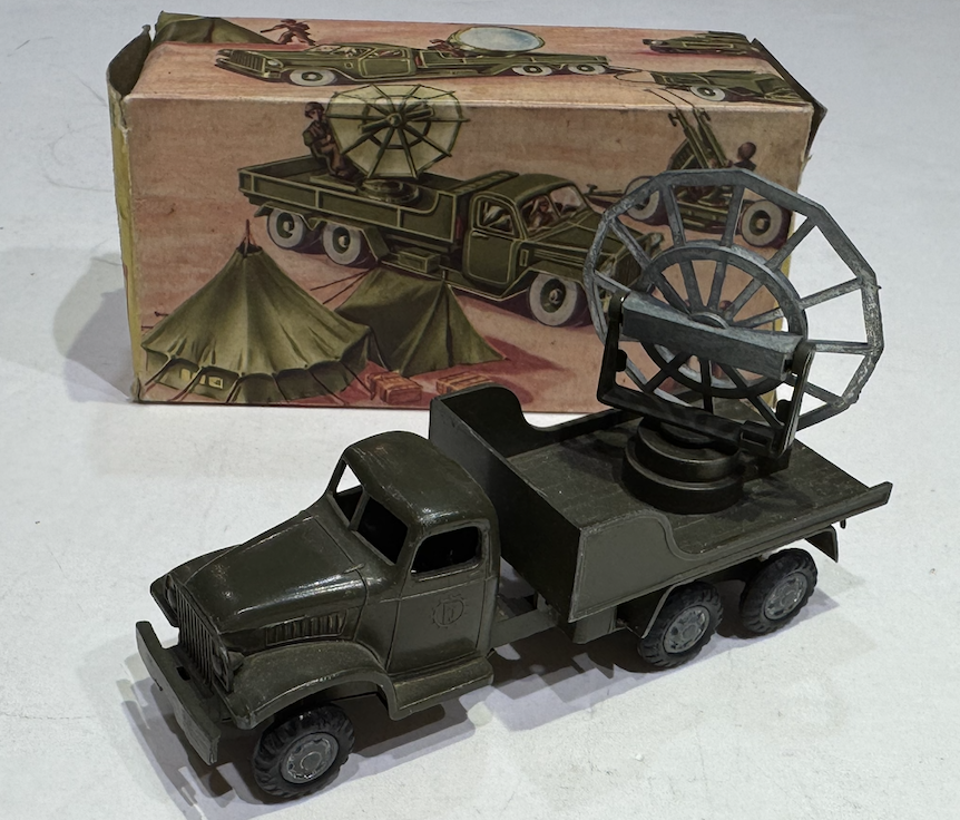 CAMION MILITAIRE FJ 1/43°