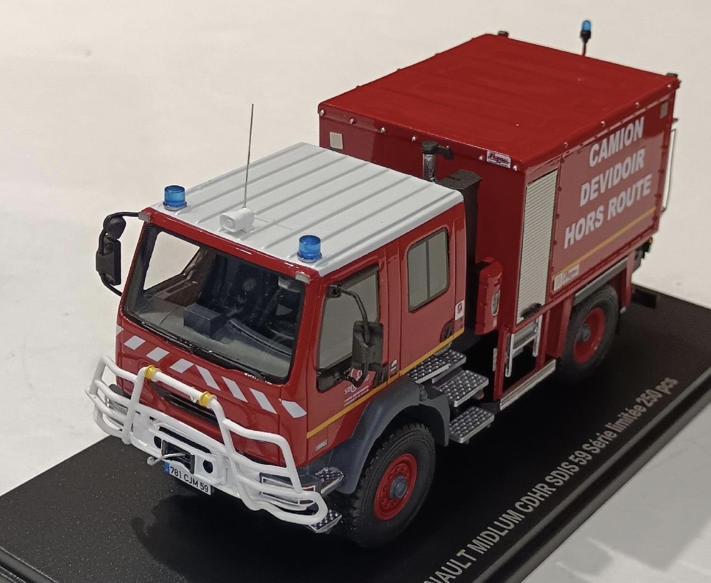 RENAULT MIDLUM 220 4X4 CDHR DA SDIS 59 ALERTE 1/43°
