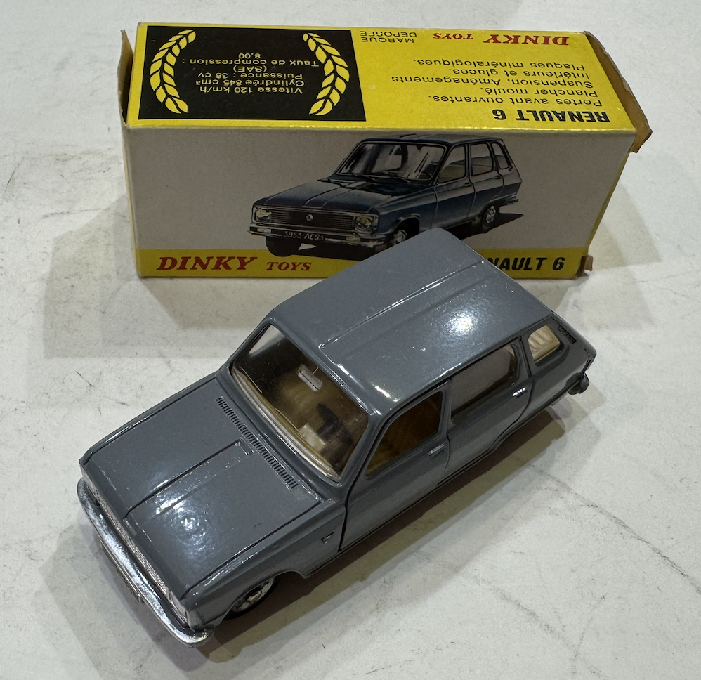 RENAULT 6 DINKY TOYS 1/43°