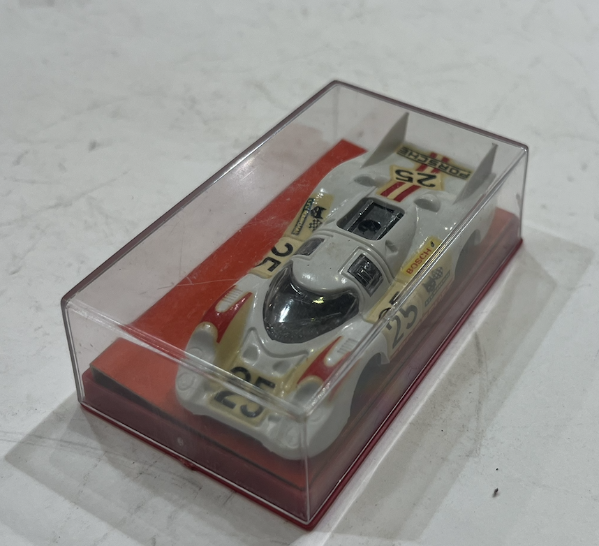 PORSCHE 917 MARTINI RACING CHAMPION 1/64