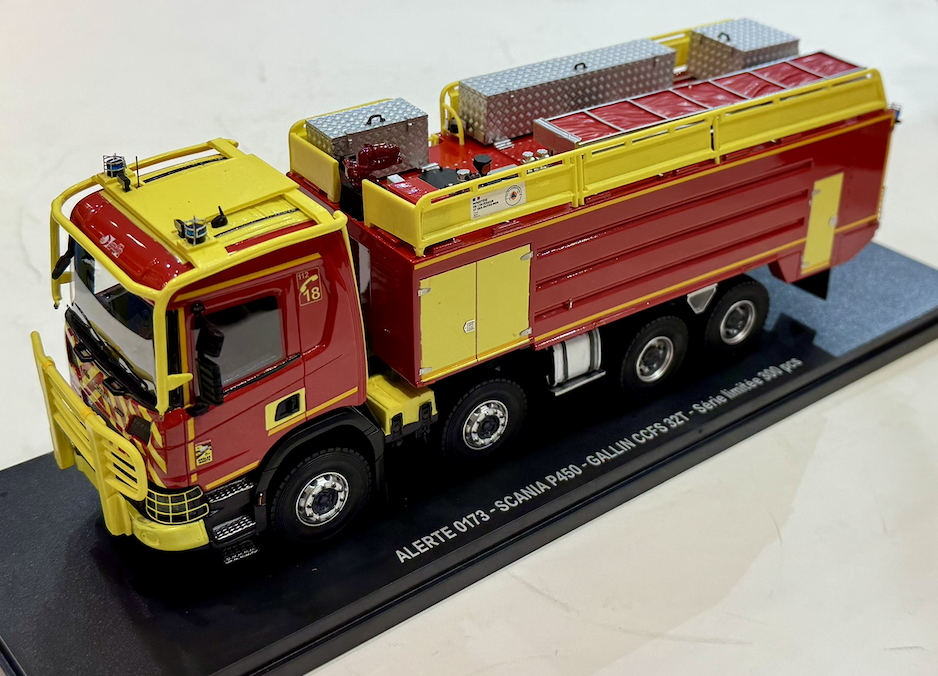 SCANIA P450 GALLIN CCFS 32 F ALERTE 1/43°