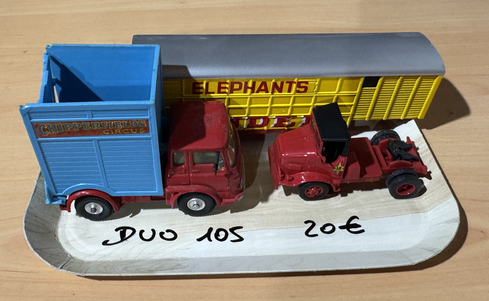 DUO CAMION CIRQUE