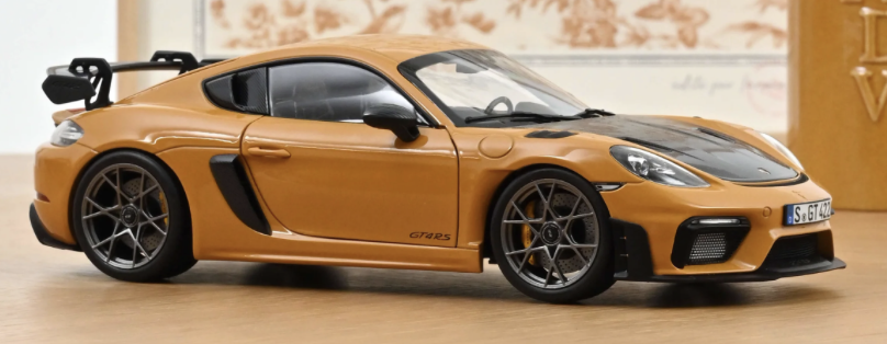 Porsche Cayman GT4 RS 2023 JAUNE NOREV 1:18