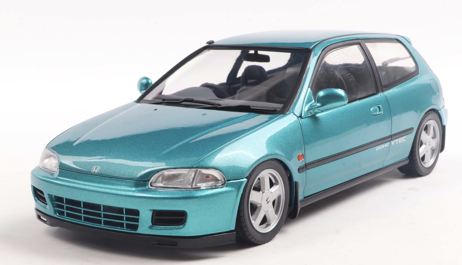 HONDA CIVIC (EG6) – AZTEC VERT – 1991 SOLIDO 1/18