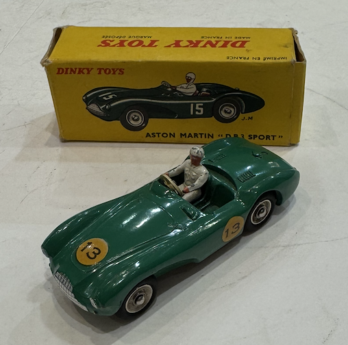 ASTON MARTIN DB3 SPORT DINKY TOYS 1/43