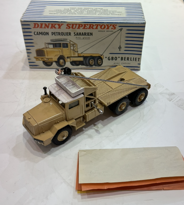 BERLIET GBO SAHARIAN OIL TRUCK DINKY 1/43