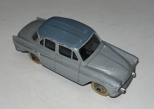 SIMCA ARONDE DINKY 1/43