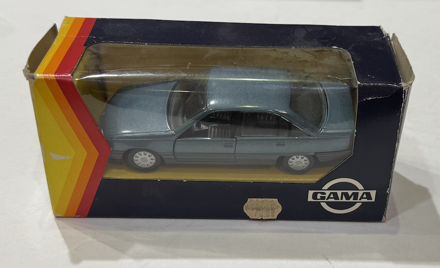 OPEL OMEGA GAMA 1/43