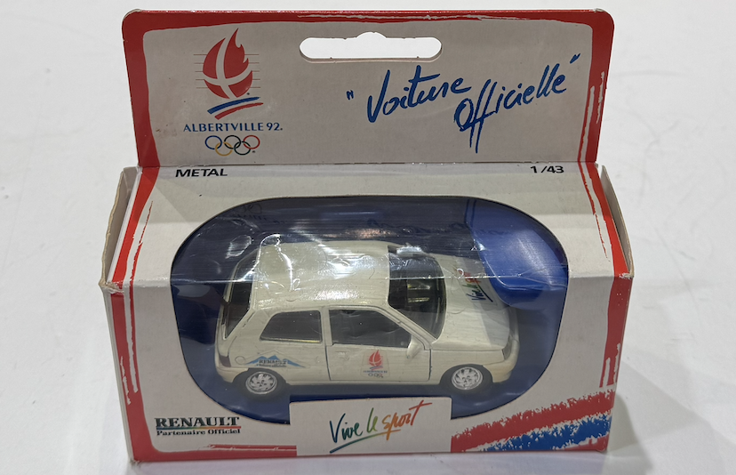 RENAULT CLIO SOLIDO 1/43