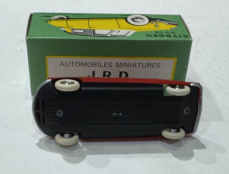 CITROEN DS19 JRD 1/43