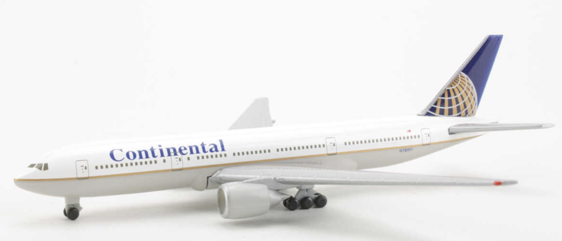 CONTINENTAL AIRLINES N78001 BOEING 777-200 HERPA 1/500