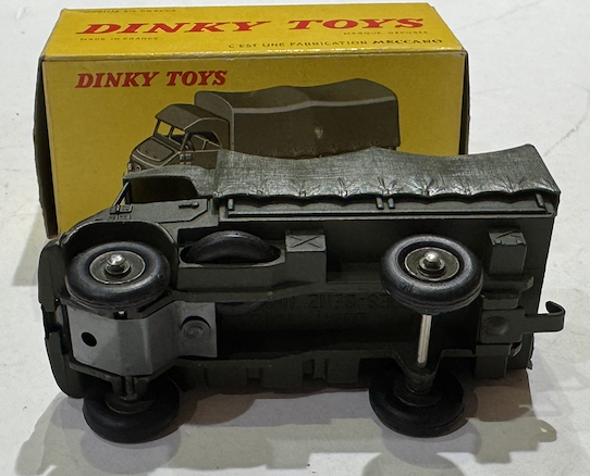 MERCEDES BENZ CAMIONNETTE MILITAIRE UNIMOG DINKY 1/43