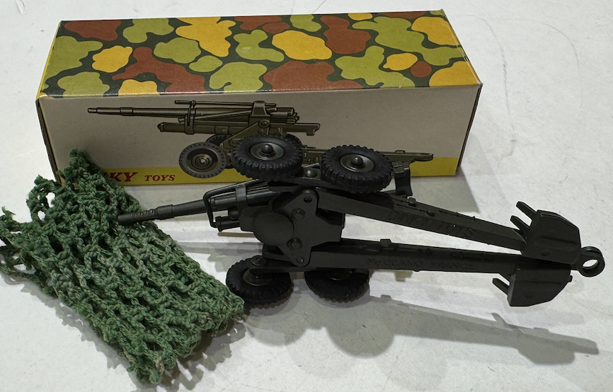 CANON DE 155 DINKY 1/43