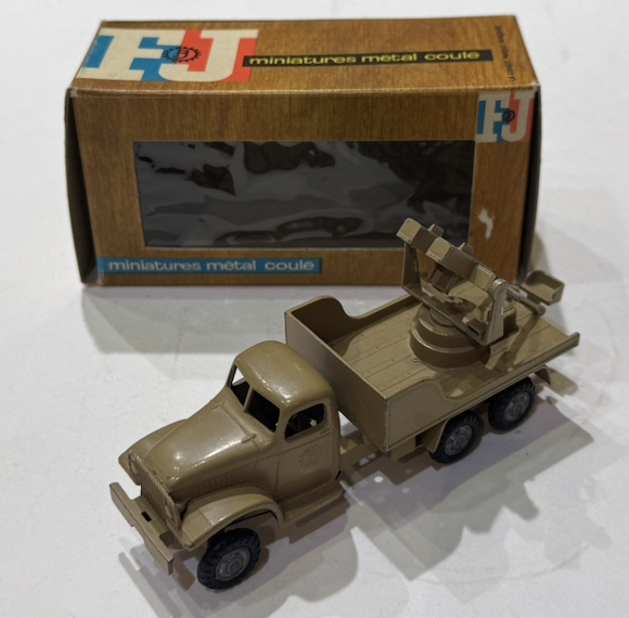 GMC LANCE MISSILE BEIGE FJ 1/43