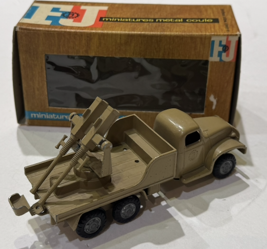 GMC LANCE MISSILE BEIGE FJ 1/43