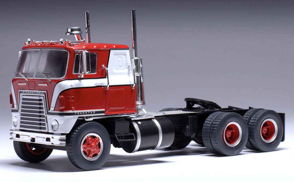 INTERNATIONAL TRANSTAR COE Rouge 1:43 Ixo