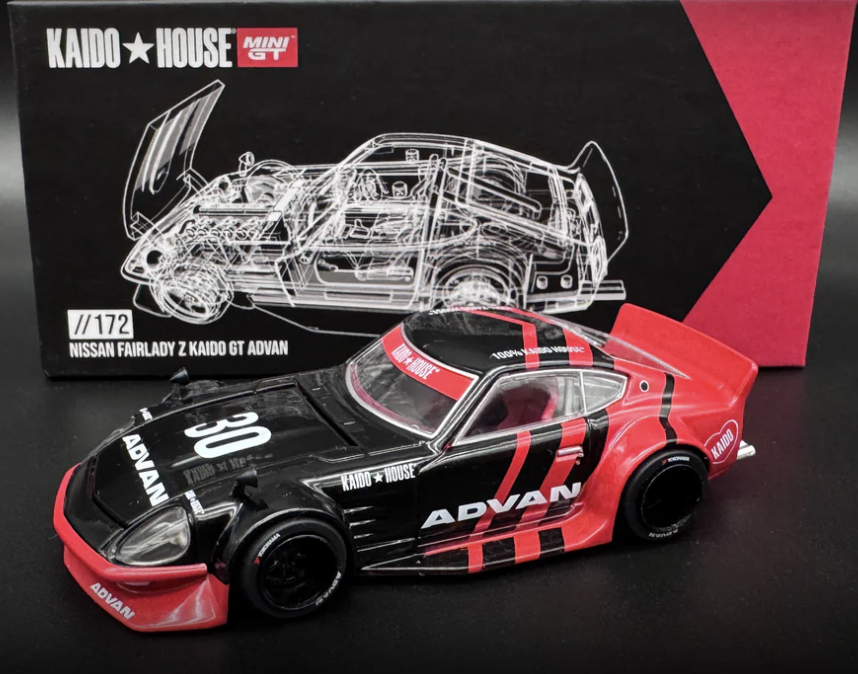 Kaido GT Nissan Fairlady Z Advan 1/64