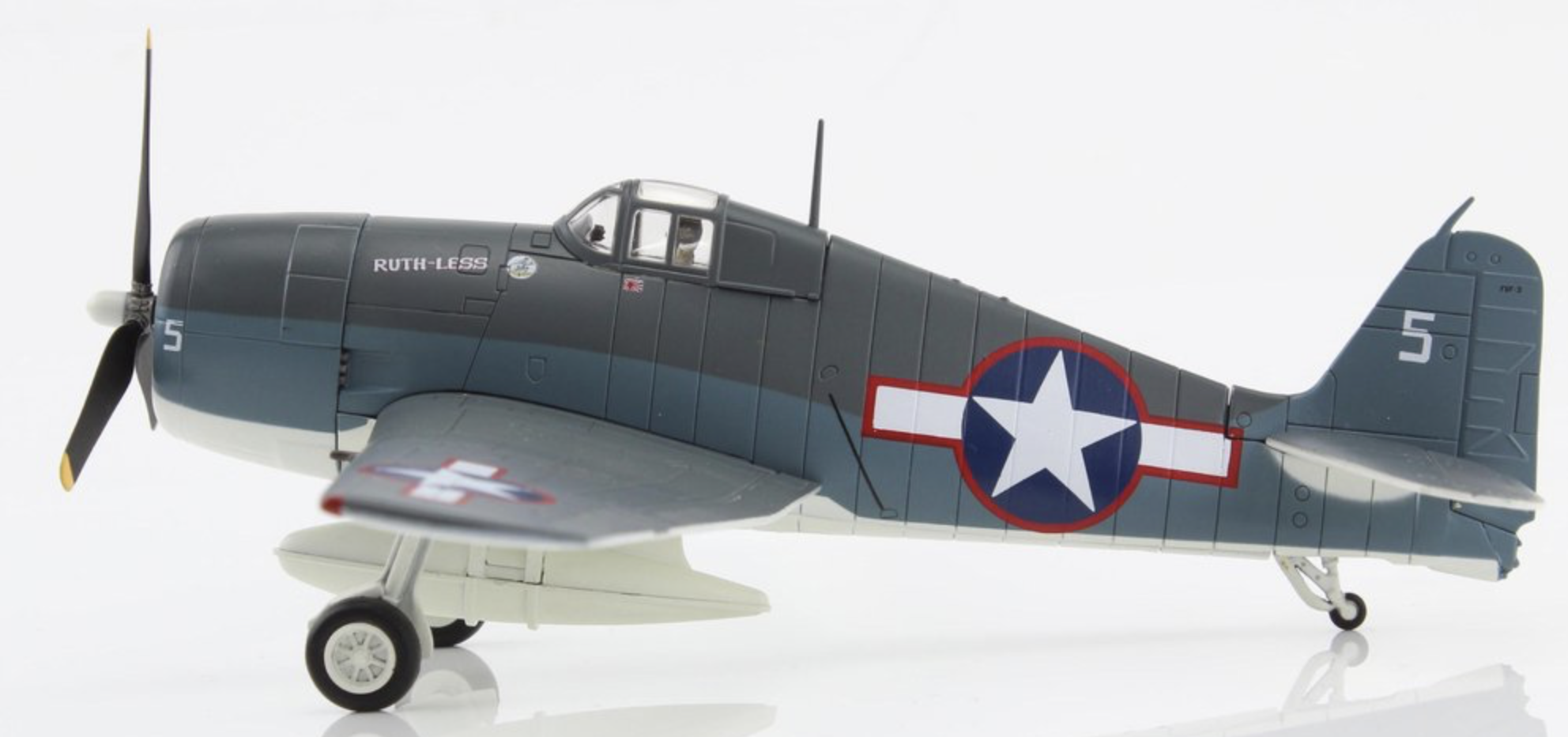 US NAVYF6F HELLCAT GRUMMAN  HM 1/72